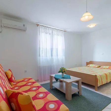 Susnjar/biograd Riviera 17877 Apartment