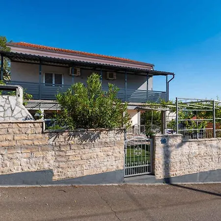 Susnjar - Biograd Riviera 17877 Appartement